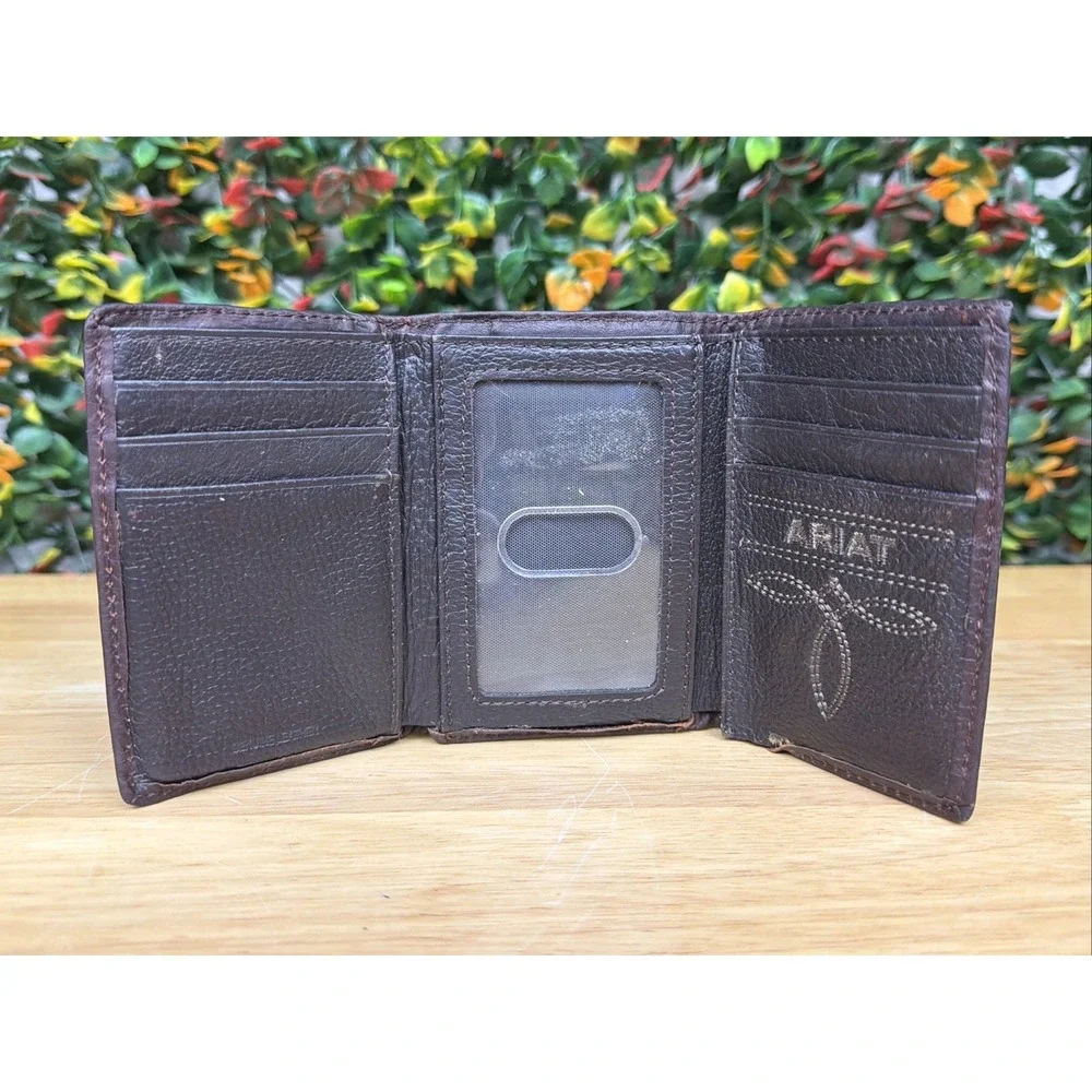 Ariat Men's Premium Leather Solid Dark Brown Trifold Wallet Excellent Used Cond.